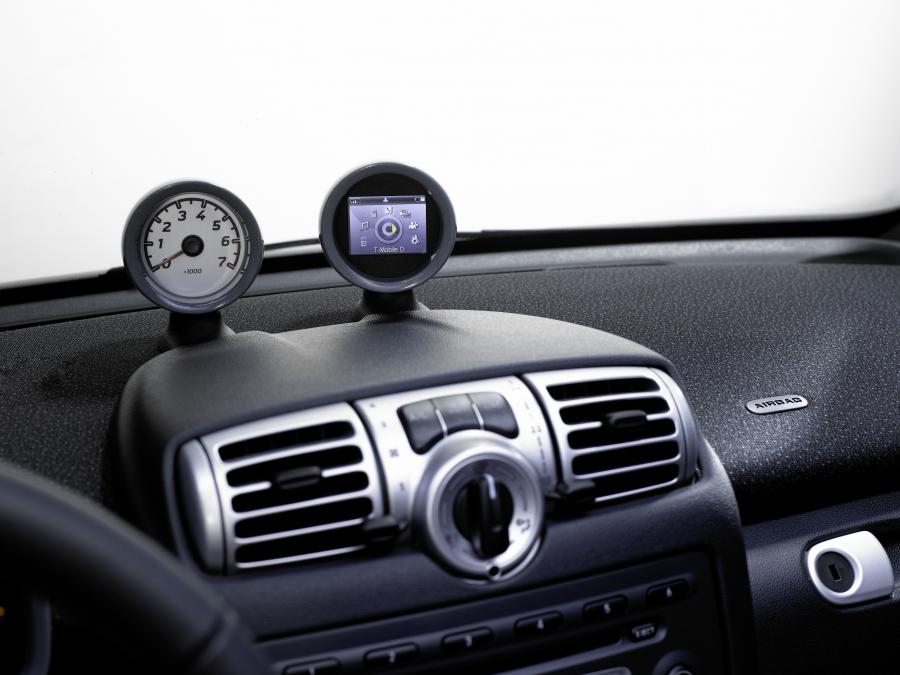 Детали интерьера Smart ForTwo CDi 2009 года  (фото 4 из 7)